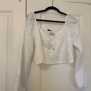 Hollister Cropped White Long Sleeve Top (NWT)